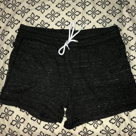 Shorts - Picture 1 of 6